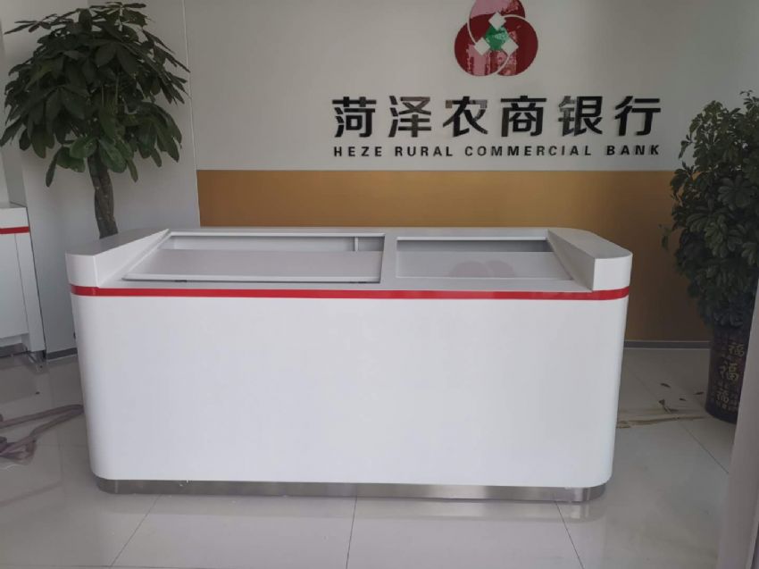 點擊查看詳細信息<br>標題：辦公桌系列案例 閱讀次數：1006