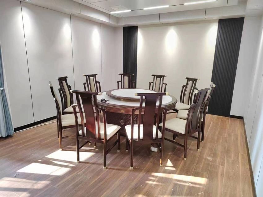 點擊查看詳細信息<br>標題：餐桌椅案例 閱讀次數(shù)：533